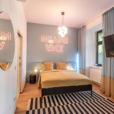 Sissi West Hotel Vienna Exterior photo